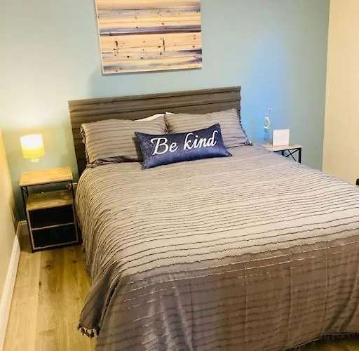 Holiday home Pensa-cozy Downtown Bungalow, W/ Backyard Oasis! Pensacola
